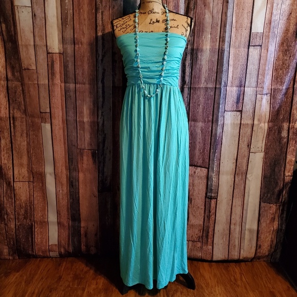 Rags and Couture Dresses & Skirts - Rags and Couture 1X strapless Maxi dress w/pockets Rags and Couture Dresses & Skirts - Rags and Couture 1X strapless Maxi dress w/pockets
